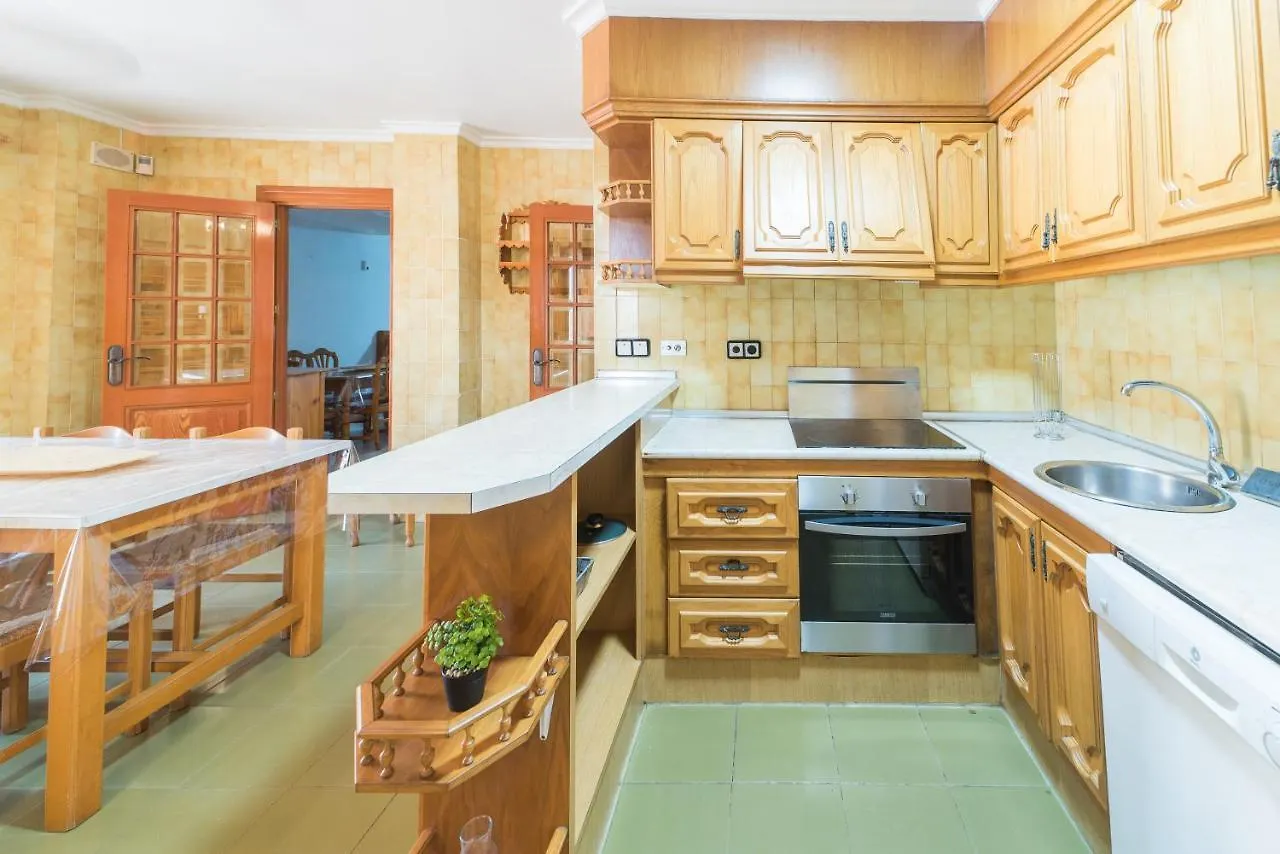 Expoholidays-Chalet Bahari Primera Linea De Playa Roquetas de Mar 0*,  Spain